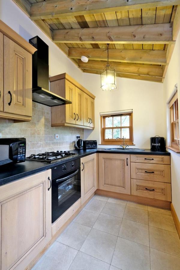 באנף Entire Unique Tiny House - Moss Cabin מראה חיצוני תמונה